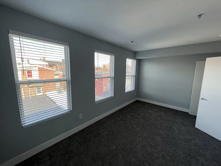 105 Narrowway Ct — Photo 28
