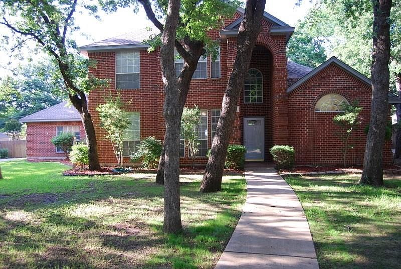 1st image of 805 Oak Shadows Ct