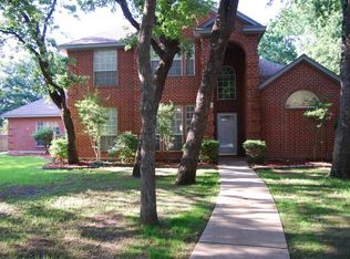 805 Oak Shadows Ct, Mansfield, TX 76063