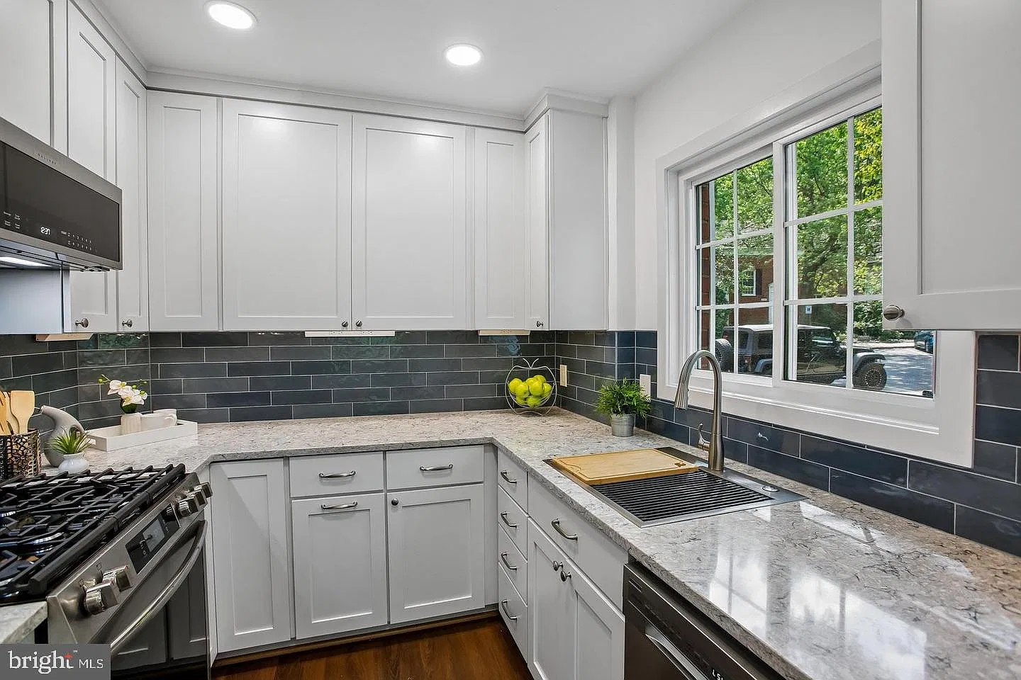 1 bed, 1.0 bath, 750 sqft, $2,150 — Photo 3