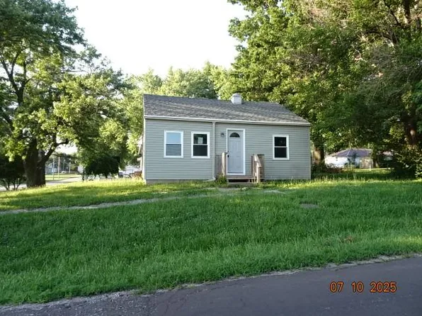 520 S Mead St, Cameron, MO 64429