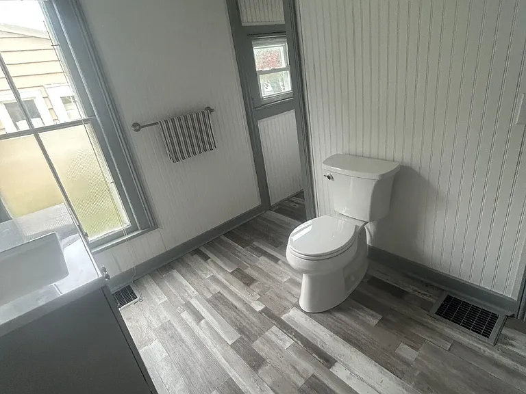 85 N Center St #1 — Photo 5