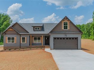 1633 Concrete Works Rd, Winston Salem, NC 27107