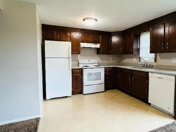 4814 Polk St #1, Omaha, NE 68117