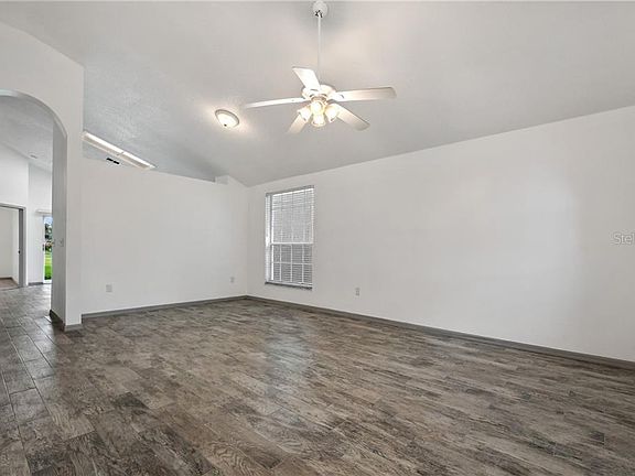 4th image of 836 Jadestone Cir
