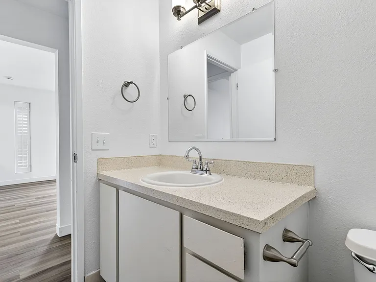 8809 N Edison St #8809 — Photo 13
