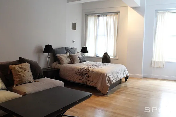 Rented by Spire Group | media 10