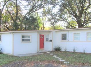 1541 Domas Dr, Jacksonville, FL 32211