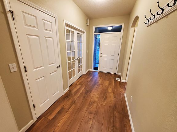 5th image of 1203 NE 161st Ct