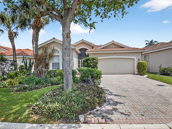 2nd image of 13738 Plaza Mayor Drive
