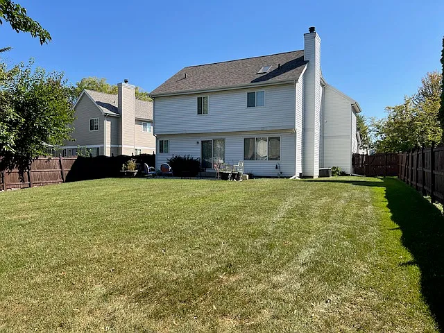 Building Photo - 1229 Pennsbury Ln