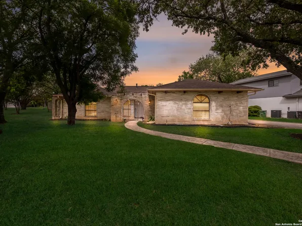 14304 Parkhurst, San Antonio, TX 78232