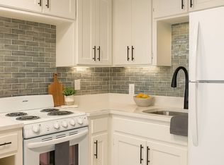 200 River Oaks Dr #103, Hot Springs National Park, AR 71913