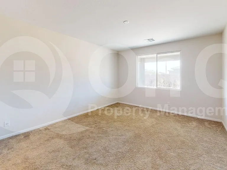 2039 E Piedmont Pl — Photo 17