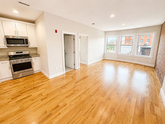 4th image of 64 Water St #303