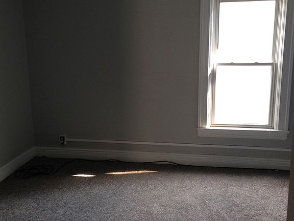 5th image of 17 Kenefick Ave #2