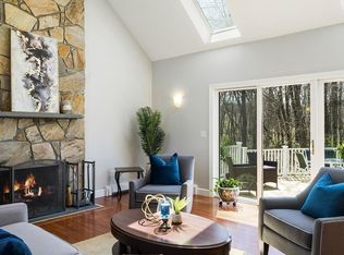 1 Orchard Rd, Southborough, MA 01772