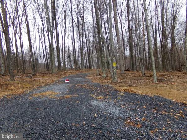 18 & 19 Quaker Lake Trl, Capon Bridge, WV 26711