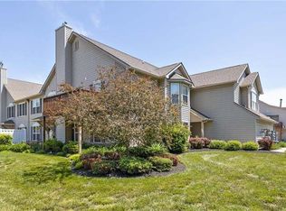 428 Creekwood Dr UNIT 210, Avon, IN 46123