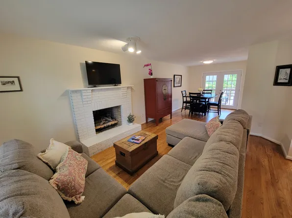 176 Park Ave, Blowing Rock, NC 28605