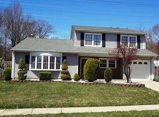 14 Ridge Rd, Edison, NJ 08817