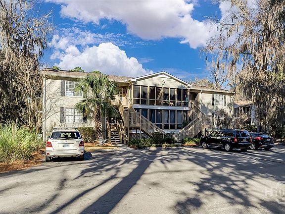 4th image of 401 N Cromwell Road #T-2