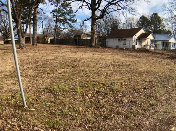 1505 Grays Ave, Batesville, AR 72501