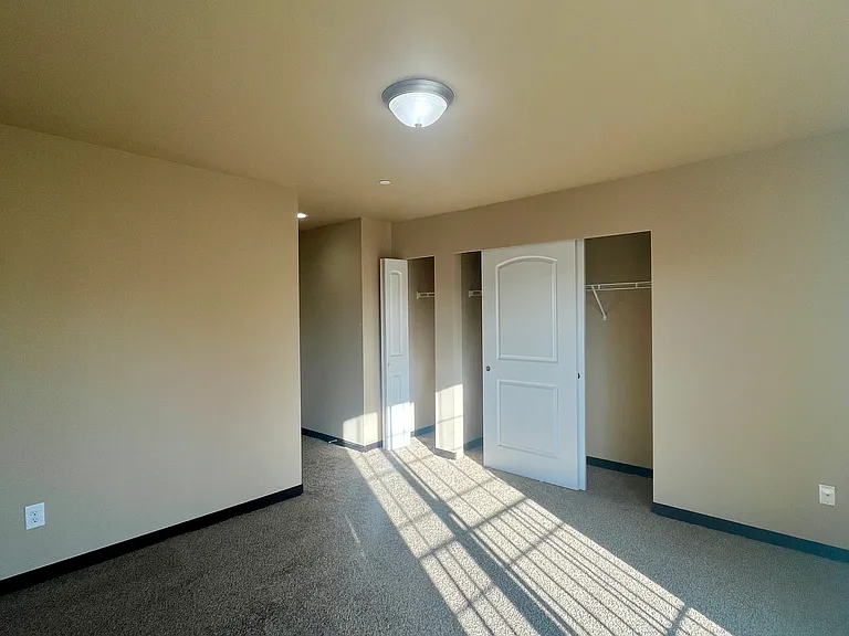 16008 3rd Pl S #C — Photo 27