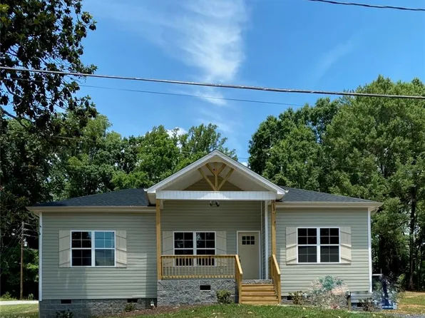 613 Kendall St, Eden, NC 27288