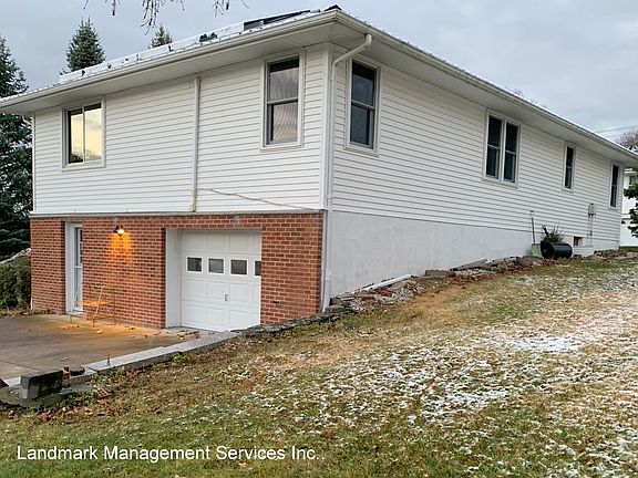2nd image of 11 Meadow Dr