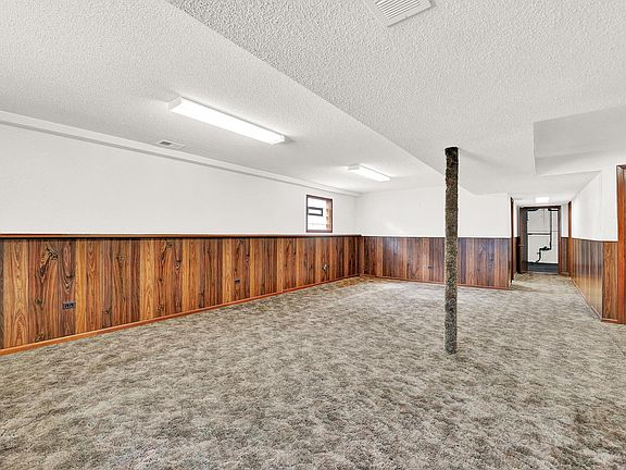 5th image of 5547 S Neenah Ave