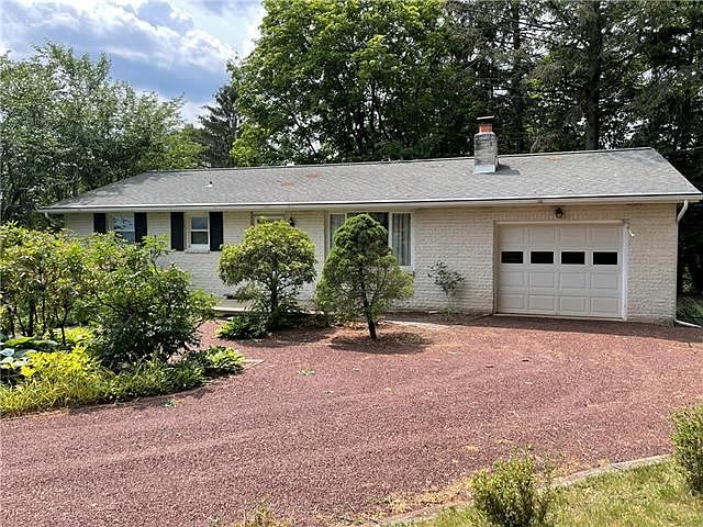 1st image of 6186 Hall Ct