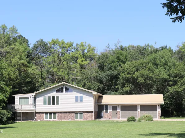 3135 120th Ave SE, Valley City, ND 58072