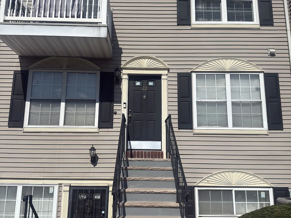 22 Seton Hall Dr