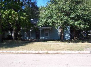617 East St, Indianola, NE 69034
