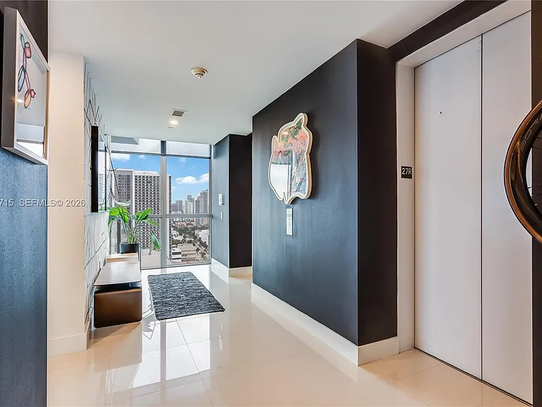 1100 Biscayne Blvd #2708 — Photo 20