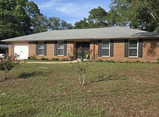 8196 Sedgefield Dr, Pensacola, FL 32507
