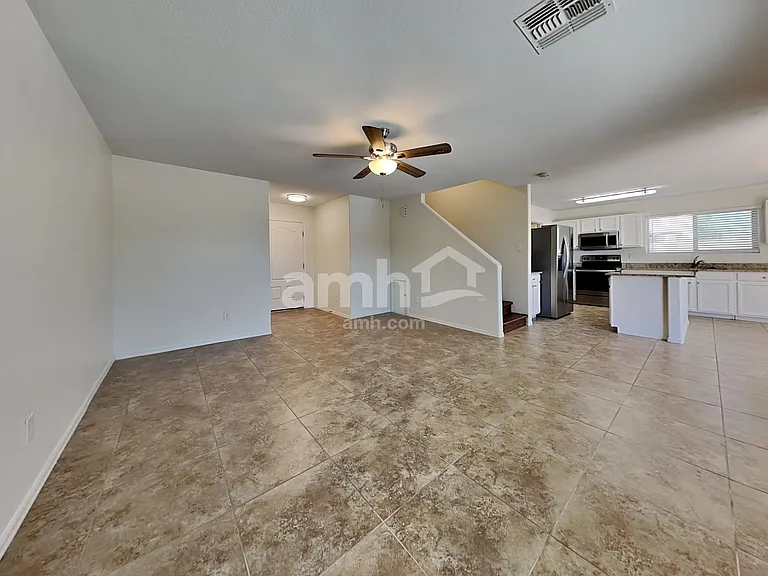 770 E Reflection Pl — Photo 6