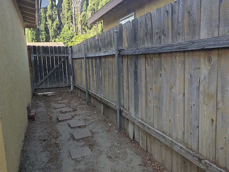 4326 Cypress Ave — Photo 11