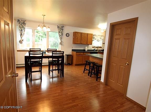 5th image of 5095 George Nelson Ave
