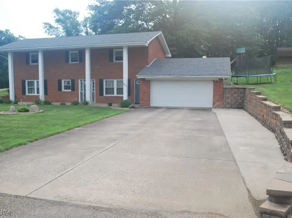 1665 Chaun Ave SE, Minerva, OH 44657