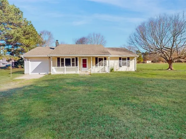 5069 Fletcher Rd, Gloucester, VA 23061