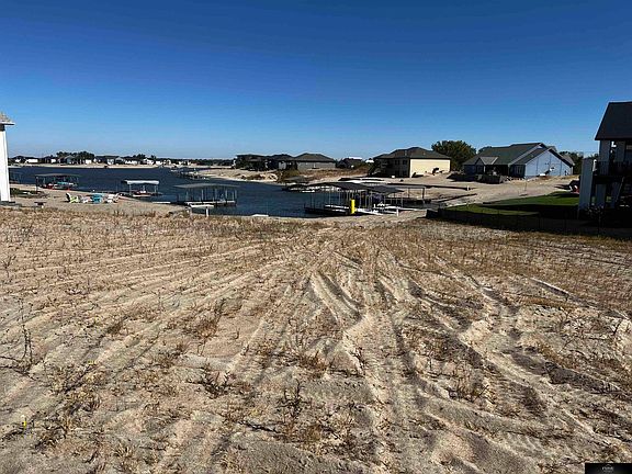 3rd image of 690 Serenity Pointe Lot 7