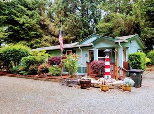 62196 Crown Point Rd, Coos Bay, OR 97420