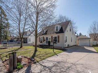 1159 Vine St, Adrian, MI 49221