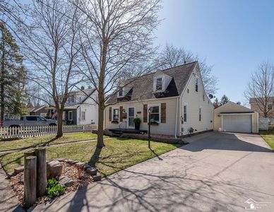 1159 Vine St, Adrian, MI, 49221