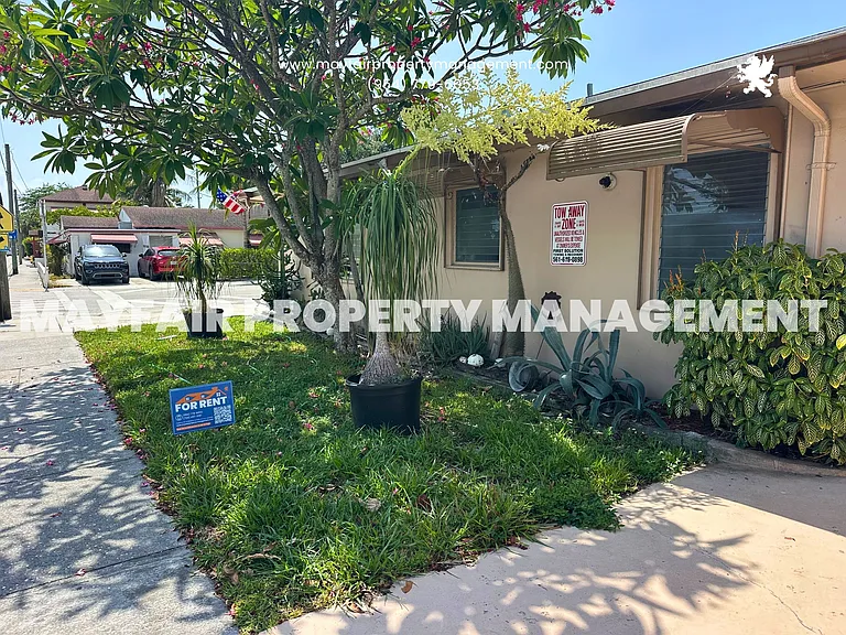 929 N K St #C — Photo 16