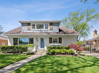 326 S Prindle Ave, Arlington Heights, IL 60004