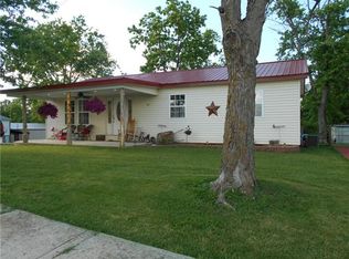 410 W Desoto Rd, Bonne Terre, MO 63628
