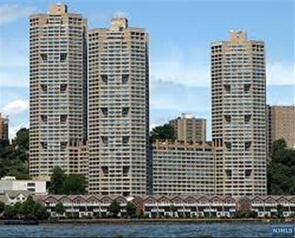 Condo Comples